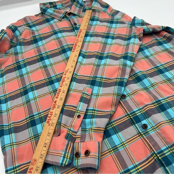 L.L. Bean Men’s XL Plaid Button-Up Shirt – Coral & Teal – Traditional Fit - Picture 9 of 10
